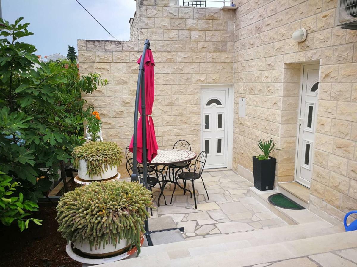Villa Casablanca Supetar Exterior photo
